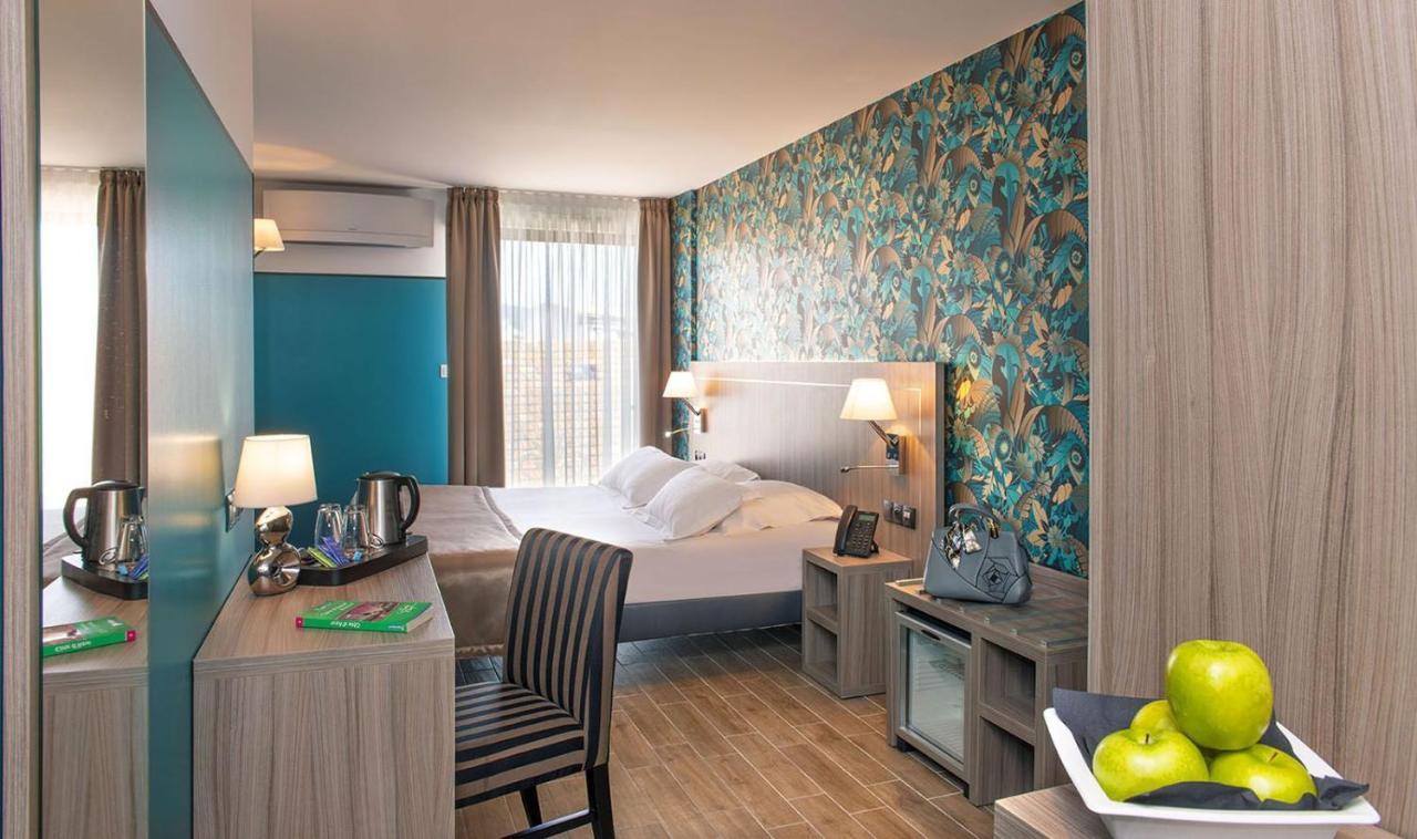 Unique Hotel Residence & Spa Saint-Raphael  Bagian luar foto