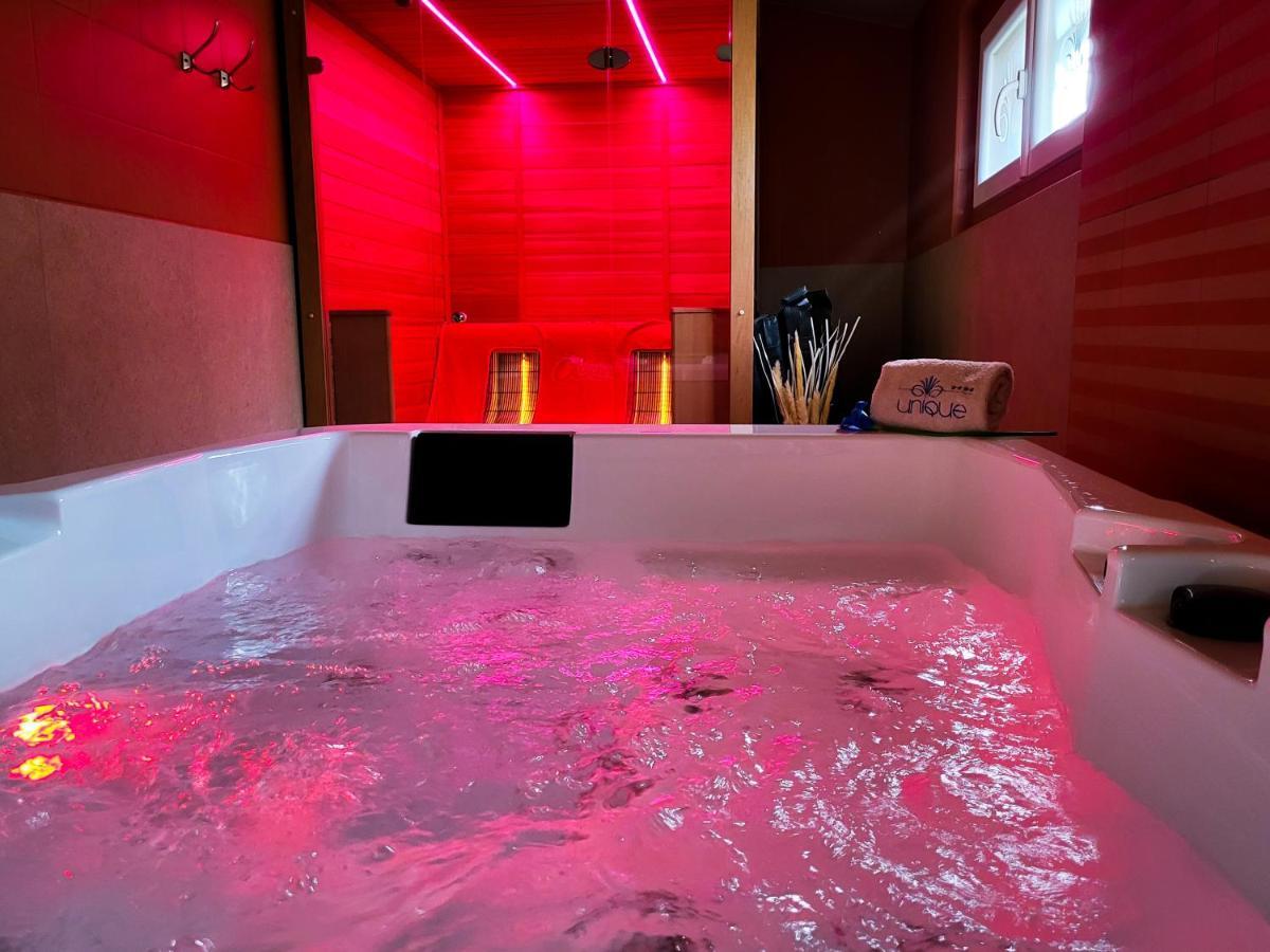 Unique Hotel Residence & Spa Saint-Raphael  Bagian luar foto